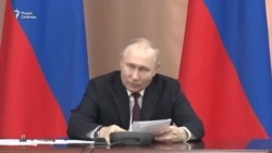 Путин назвал противников России "недоумками" Путин назвал противников России "недоумками"