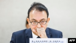 جاوید رحمان گفت قانون اساسی جمهوری اسلامی تابع معیارهای مهندسیشدهٔ سیاسی یا کاربرد ایدئولوژی دولتی است