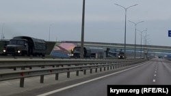 Военная колонна РФ со старыми советскими ЗИЛами, 29 марта 2023 года
