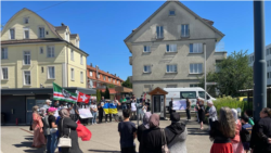 Митинг в поддержку чеченского беженца Али Батаева в Швейцарии. 2 августа 2023 года