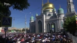 Ковёр "Хорасан" у ворот Кремля Ковёр "Хорасан" у ворот Кремля