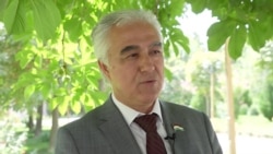 Ҳадафи сафари Рустами Эмомалӣ ба Чин аз назари коршиносон Ҳадафи сафари Рустами Эмомалӣ ба Чин аз назари коршиносон