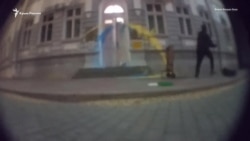«Нас больше, чем тех, кто поддерживает войну»: протест Богдана Зизы, объявленный в Крыму терактом «Нас больше, чем тех, кто поддерживает войну»: протест Богдана Зизы, объявленный в Крыму терактом