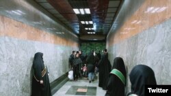 نیروهای موسوم به «حجاببان» در متروی تهران