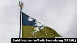Державний прапор і війна: фотосвідчення