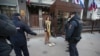 Акция художника Фёдора Калинина у Госдумы России, Москва, 12 октября 2021 года