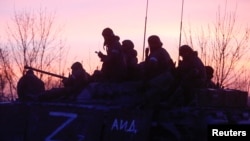 Российские военные во время вторжения в Украину