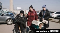 Українсько-польський кордон: Історії українських біженців (фотогалерея)