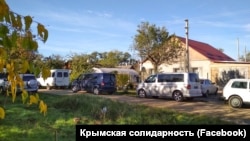На месте обыска в селе Жемчужина Крыма, 30 октября 2018 года