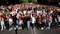 Demonstrators Clash With Police As Anti-Government Protests Continue In Armenia Demonstrators Clash With Police As Anti-Government Protests Continue In Armenia
