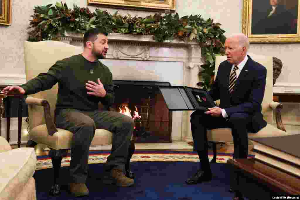 During their Oval Office meeting, Zelenskiy delivered a gift from Ukrainian servicemen serving in the frontline city of Bakhmut to Biden.