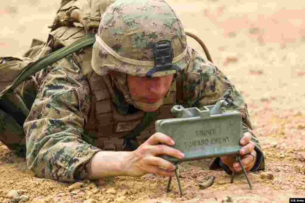 Міни Claymore протипіхотні. Транш про передання Україні озброєння, оголошений 24 квітня, також включає «запчастини, польове обладнання, навчальні боєприпаси, технічне обслуговування та інше допоміжне обладнання»