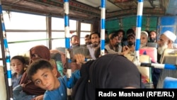 د افغانانو وکیله منيزه کاکړ وايي چې په تېرو څلورو مياشتو کې په سیند صوبه کې پولیسو تر۱۵۰۰ زيات افغان کډوال نيولي دي. انځور له ارشیفه