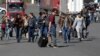 Российские граждане после пересечения границы с Грузией в Верхнем Ларсе. 27 сентября 2022 года