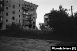 Изюм. Сентябрь 2022. Жилой дом на улице Першотравневой, разрушенный росссийской авиабомбой