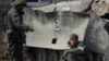 Военнослужащие российских войск, Мариуполь, Украина, 31 марта 2022 года