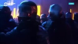 Журналисты узнали в белорусских сотрудниках ОМОНа бывших бойцов «Беркута» (видео) Журналисты узнали в белорусских сотрудниках ОМОНа бывших бойцов «Беркута» (видео)