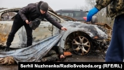 Погибший российский военнослужащий в Новой Басани в Украине. Апрель 2022 года, архивное фото