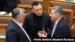 На заседании венгерского парламента, декабрь 2022 года
