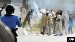 Pakistanis Protest Anti-Islam Film In Islamabad