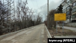 Ремонт дороги в Севастополе, иллюстрационное архивное фото