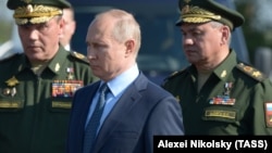 Валерий Герасимов, Владимир Путин и Сергей Шойгу