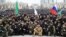 Рамзан Кадыров во время смотра сил военных подразделений на территории собственной резиденции 24 февраля 2022 года