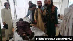 په پکتيکا کې د لزلې يو زخمي په روغتون کې (د جولای ۱۸مې تصویر)