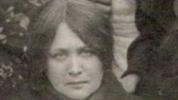 Судьба Варвары Малахиевой-Мирович. Жизнь по углам и дневник эпохи.
Во 2 части - Железная сеньора Лубянки. Судьба Варвары Малахиевой-Мирович. Жизнь по углам и дневник эпохи.
Во 2 части - Железная сеньора Лубянки.