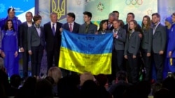 Украинскую сборную торжественно провели на Олимпиаду (видео) Украинскую сборную торжественно провели на Олимпиаду (видео)