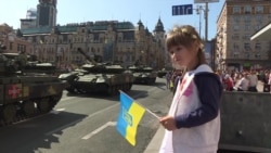 Наймасштабніший парад: чому прийшли кияни? (відео) Наймасштабніший парад: чому прийшли кияни? (відео)