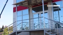 Суд у Криму оштрафував активіста Раззакова за образу поліцейського (відео) Суд у Криму оштрафував активіста Раззакова за образу поліцейського (відео)