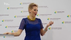 Вдова Вороненкова презентувала благодійний фонд у Києві Вдова Вороненкова презентувала благодійний фонд у Києві