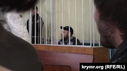 Мустафа Дегерменджи в зале суда, архивное фото