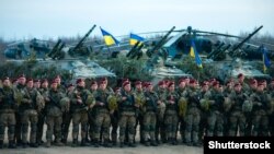 Украинские военные на полигоне в Житомирской области, 21 ноября 2018 года