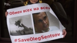 Активисты передали в администрацию Путина петицию об украинских заключенных (видео) Активисты передали в администрацию Путина петицию об украинских заключенных (видео)