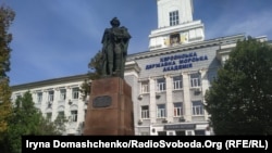 Памятник адмиралу Фёдору Ушакову, Херсон