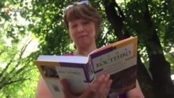 Крымчане несут книги в Украинскую общественную библиотеку (видео) Крымчане несут книги в Украинскую общественную библиотеку (видео)