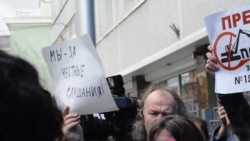 Москва: стихийное шествие против программы сноса домов (видео) Москва: стихийное шествие против программы сноса домов (видео)