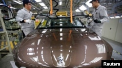 У китайской Dongfeng будет столько же акций Peugeot, сколько у правительства Франции и семьи Пежо