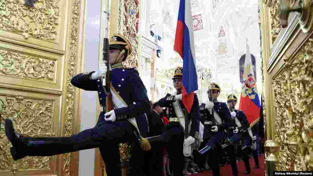 В Москве Владимир Путин официально вступил в должность президента России на новый срок