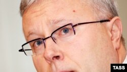 Изучая охоту государства на банкиров, Лебедев накопил материала на целое "Пособие для Евсюковых"