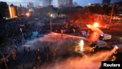 Площадь Таксим в ночь на 12 июня