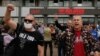 Работники Минского тракторного завода вышли с протестом против результатов выборов