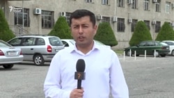 Расмиёти барҳам додани ду бонки Тоҷикистонро оғоз карданд Расмиёти барҳам додани ду бонки Тоҷикистонро оғоз карданд