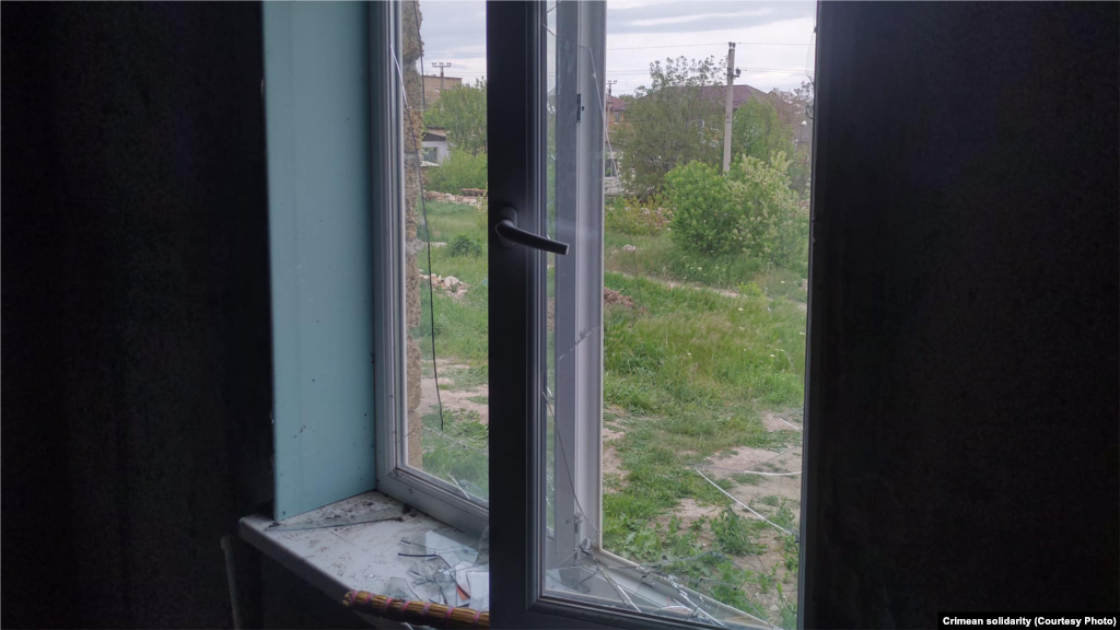 За версією російських силовиків, Рахімов чинив їм опір під час обшуку, в результаті чого був застрелений.   «Вірити людям, які запроторили в тюрми вже понад 80 невинних людей – кримських татар, я ніколи не поспішаю», – написала на своїй сторінці у Facebook правозахисниця й активістка «Кримської солідарності» – Лутфіє Зудієва