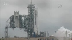 Успешный запуск грузового корабля Dragon Успешный запуск грузового корабля Dragon