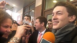 Лицом к событию. "А могли бы и расстрелять..." Лицом к событию. "А могли бы и расстрелять..."