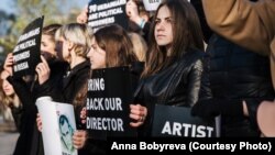 Акция в поддержку Олега Сенцова и других украинских политзаключенных, Париж, 11 апреля 2019 год