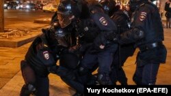 Задержание на акции протеста в Москве, 2 февраля 2021 года
